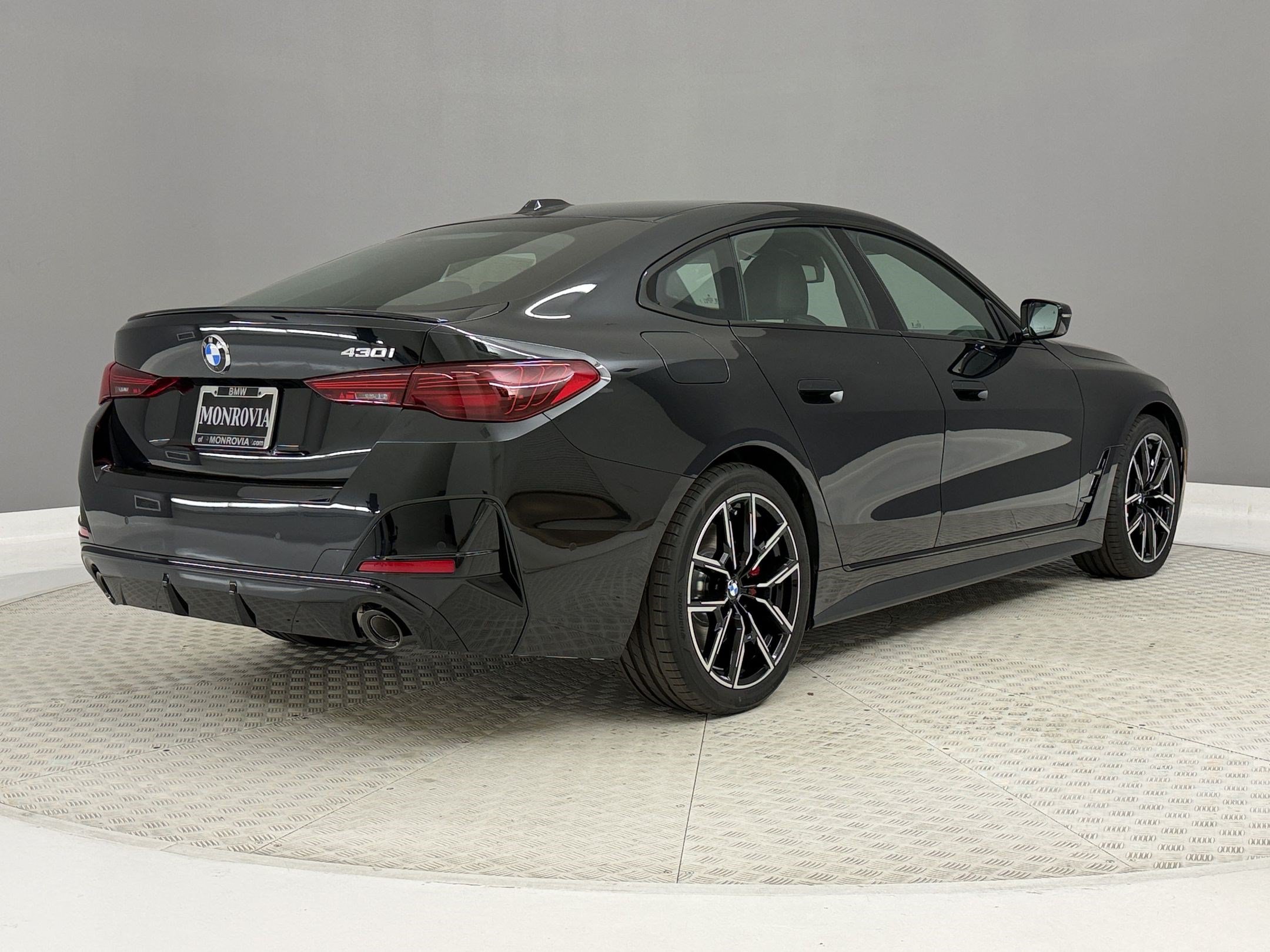 New 2026 BMW 430i w/ M Sport Package RWD image 9