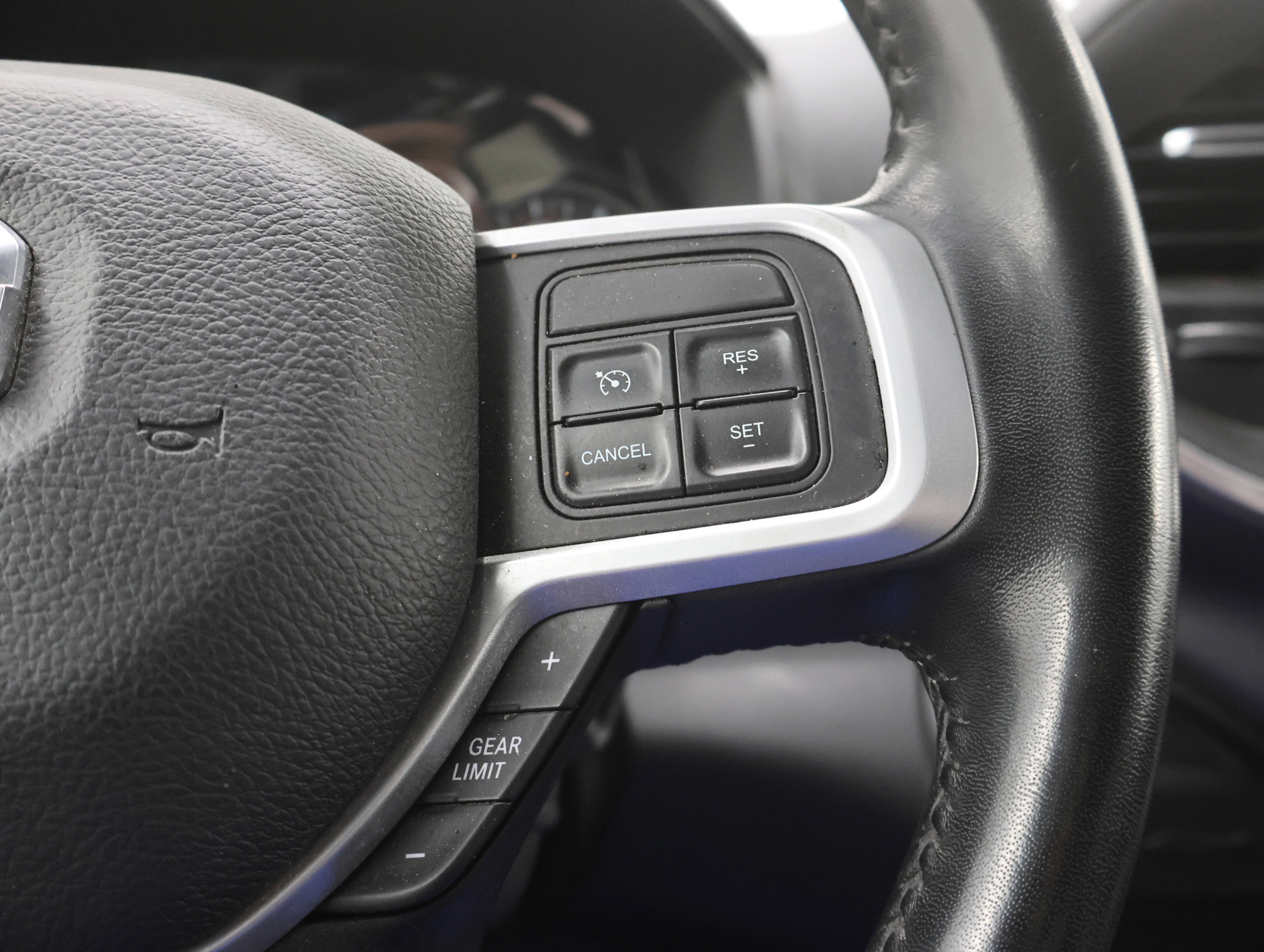 Used 2021 RAM 2500 Big Horn w/ Night Edition image 13