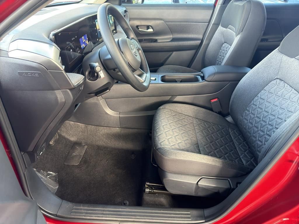 New 2026 Nissan Kicks SV image 15