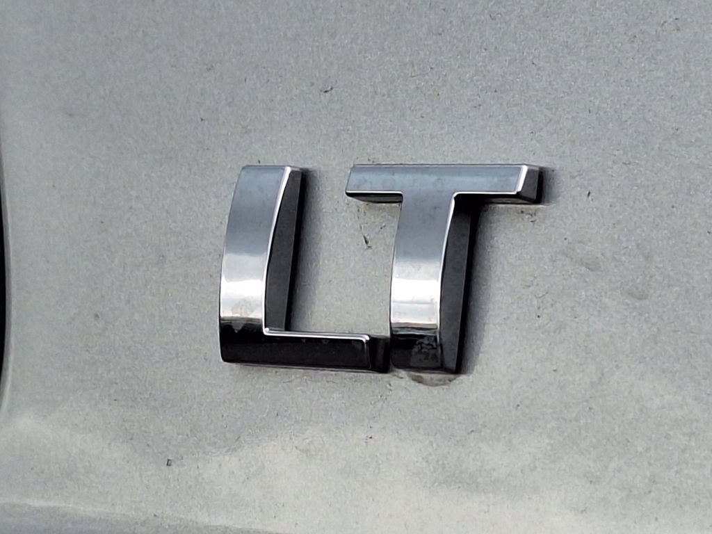 Used 2018 Chevrolet Tahoe LT w/ Luxury Package AWD/4WD image 35