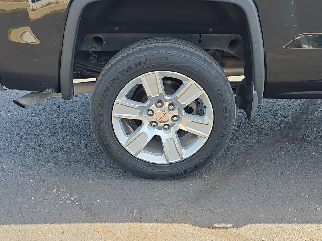 Used 2018 GMC Sierra 1500 SLE w/ SLE Value Package AWD/4WD image 17