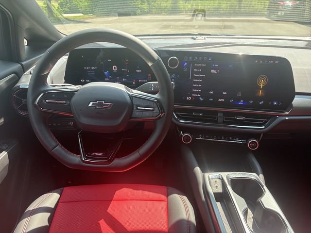 Used 2024 Chevrolet Equinox EV RS image 13