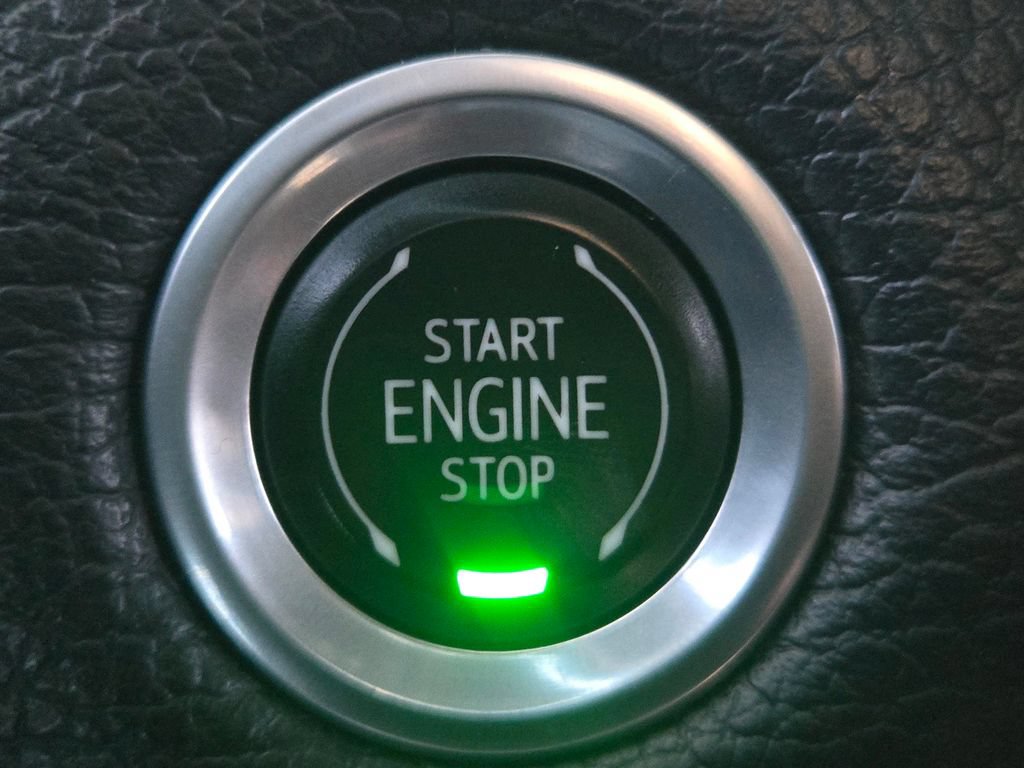 Used 2022 GMC Yukon Denali RWD image 31
