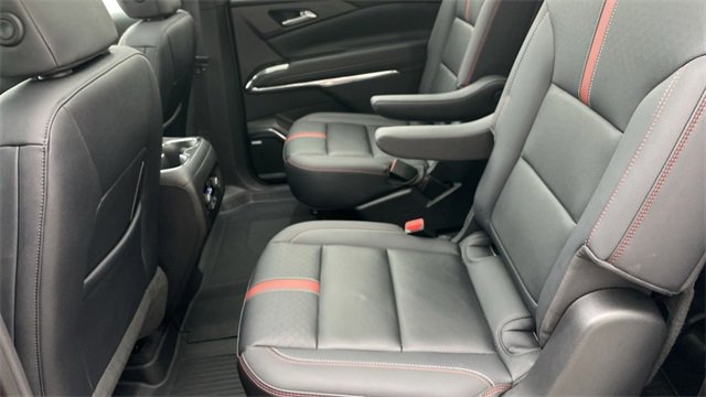 Used 2024 Chevrolet Traverse RS image 23