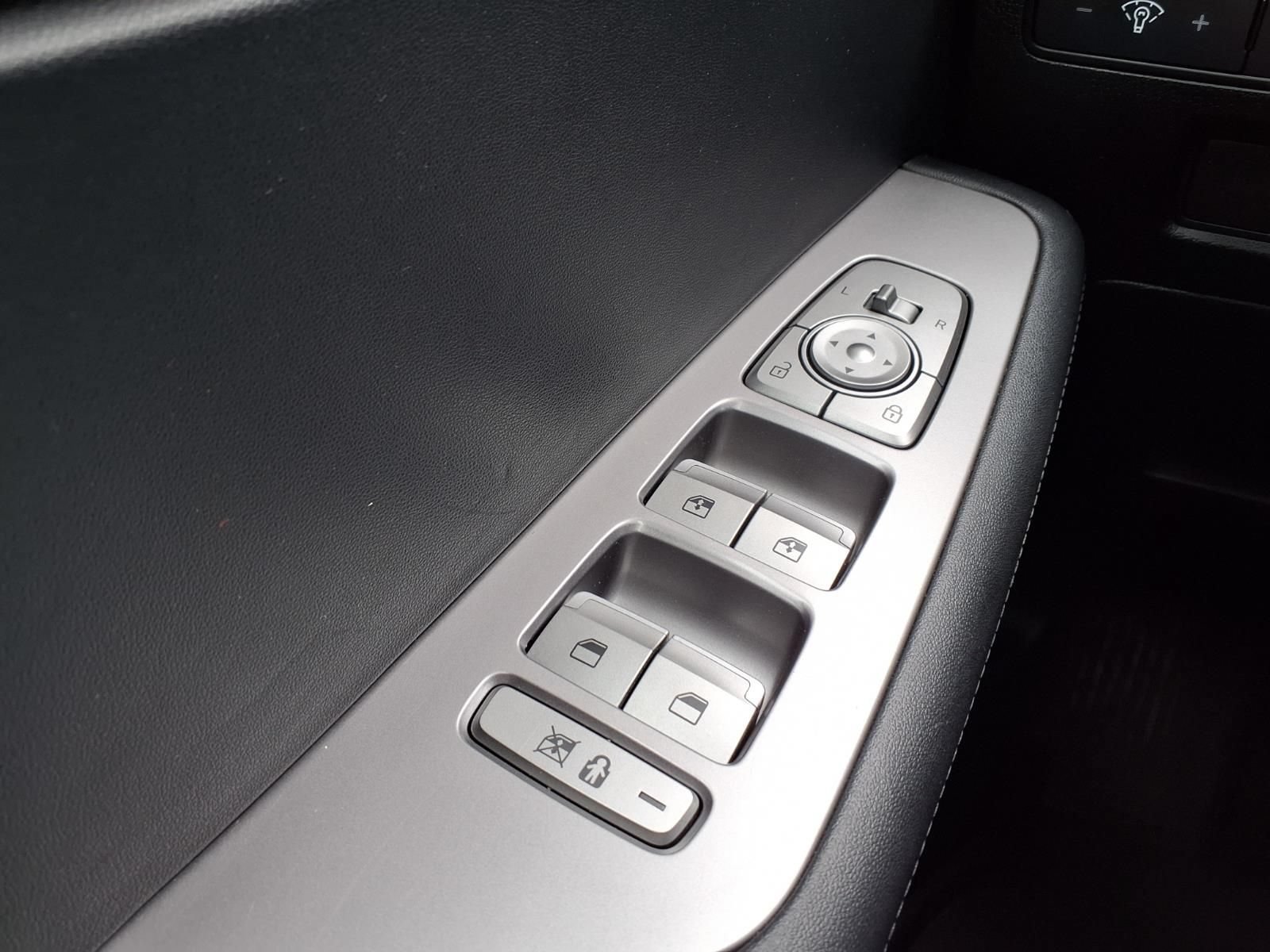 Used 2022 Hyundai Palisade SEL w/ Winter Package FWD image 22