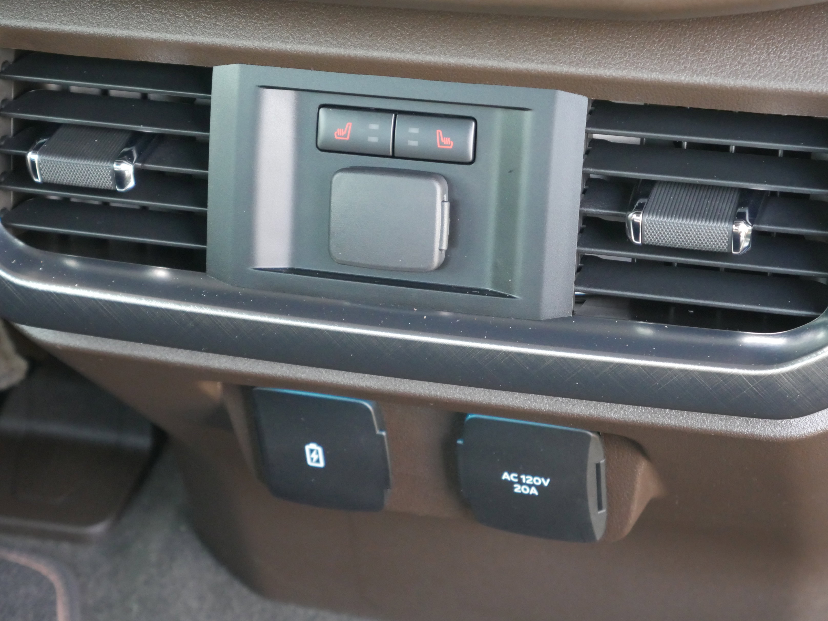 Certified 2022 Ford F150 King Ranch w/ Equipment Group 601A High image 34