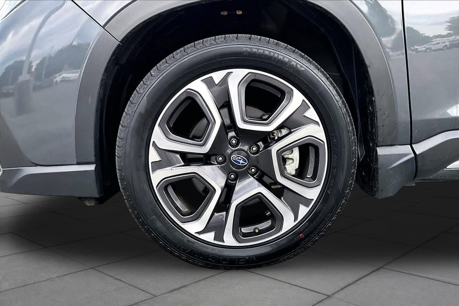Used 2023 Subaru Ascent Touring AWD/4WD image 11