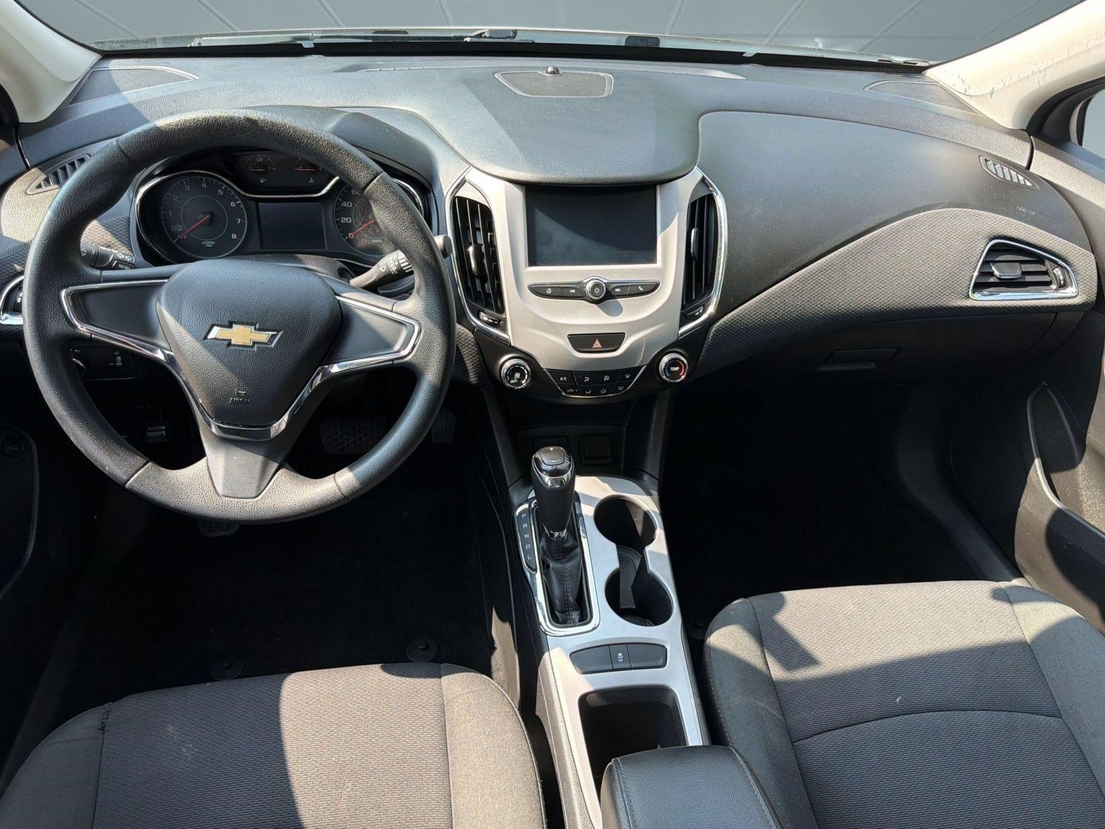 Used 2016 Chevrolet Cruze LS FWD image 15