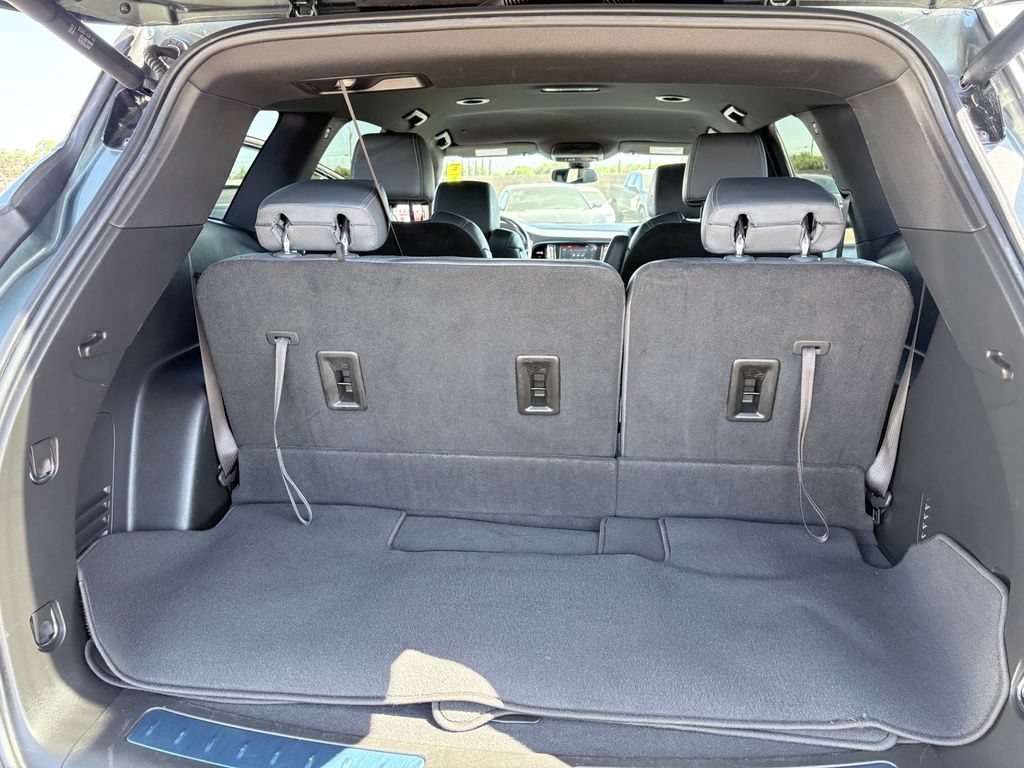 Used 2024 Buick Enclave Essence FWD image 27