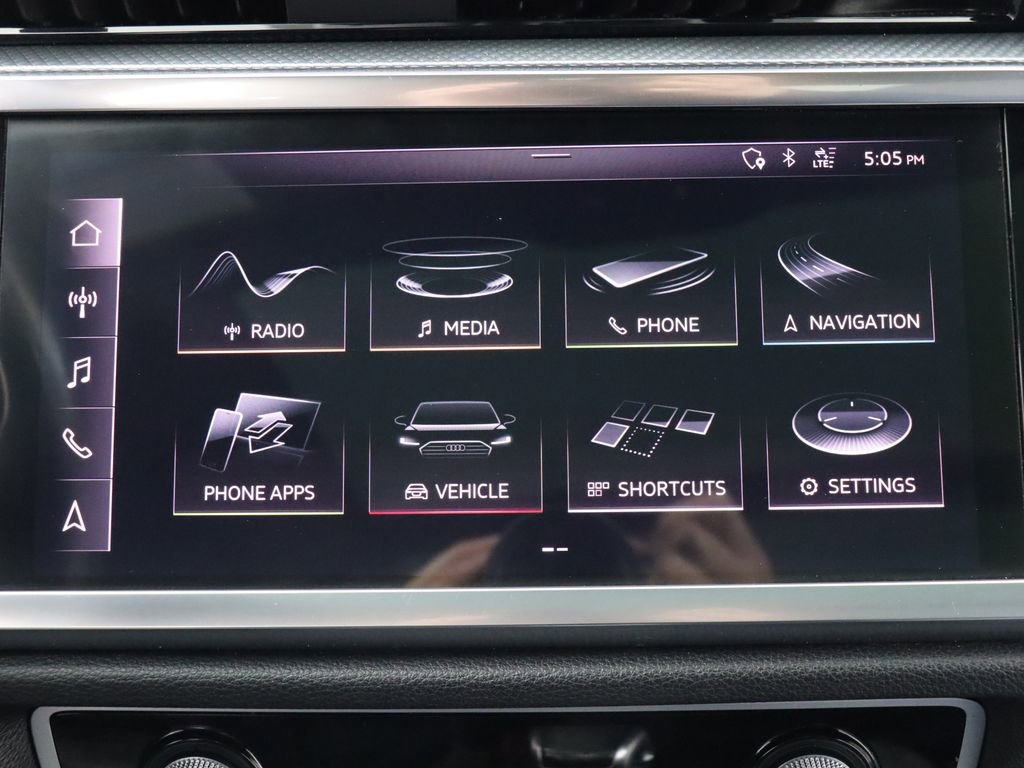 Used 2021 Audi Q3 2.0T Premium Plus w/ Premium Plus Package image 24