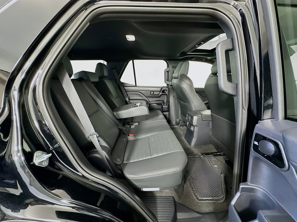 Used 2025 Toyota 4Runner TRD Sport Premium w/ Tow Technology Package image 27