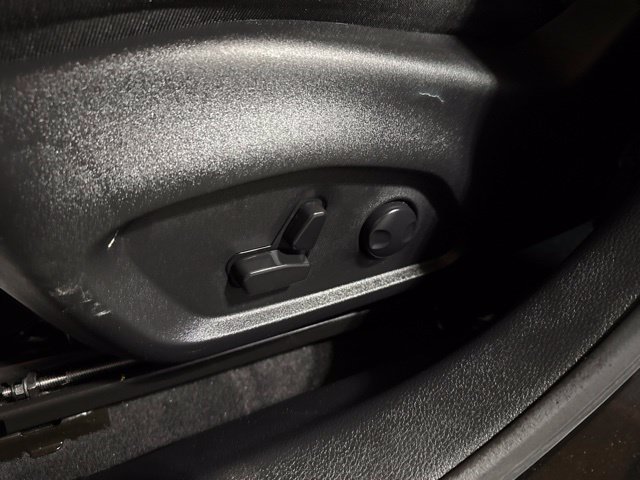 Used 2023 Jeep Compass Latitude AWD/4WD image 3