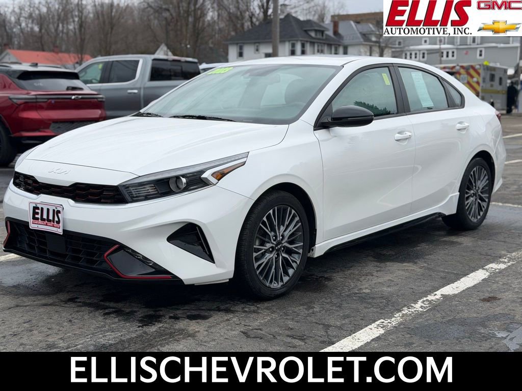 Used 2023 Kia Forte GT-Line w/ GT-Line Premium Package image 1