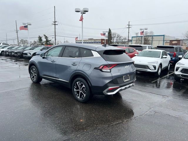 Used 2023 Kia Sportage EX AWD/4WD image 5