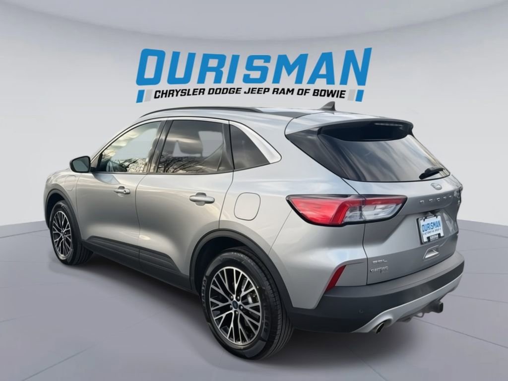 Used 2021 Ford Escape SEL w/ Class II Trailer Tow Package image 5