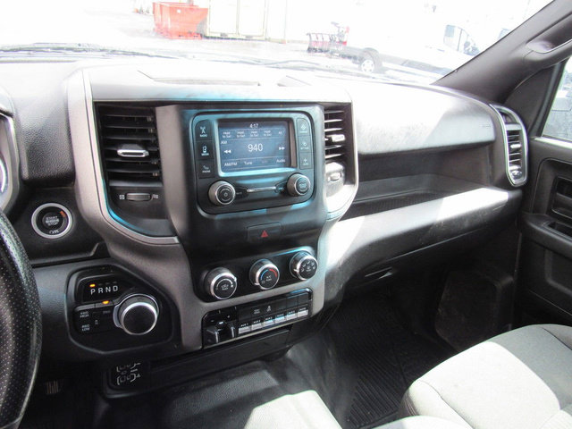 Used 2024 RAM 3500 Tradesman w/ Chrome Appearance Group AWD/4WD image 39