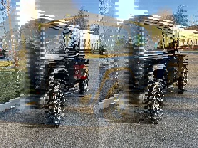 Certified 2022 Jeep Wrangler Rubicon w/ Steel Bumper Group image 8