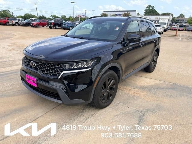 Certified 2021 Kia Sorento S AWD/4WD image 3