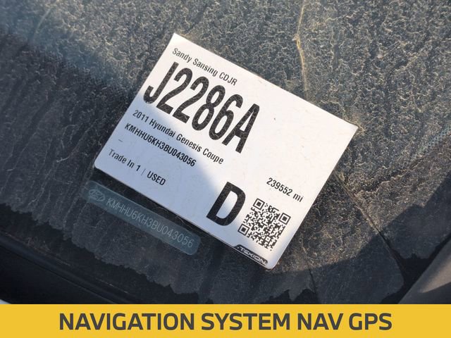 Used 2011 Hyundai Genesis 3.8 image 7
