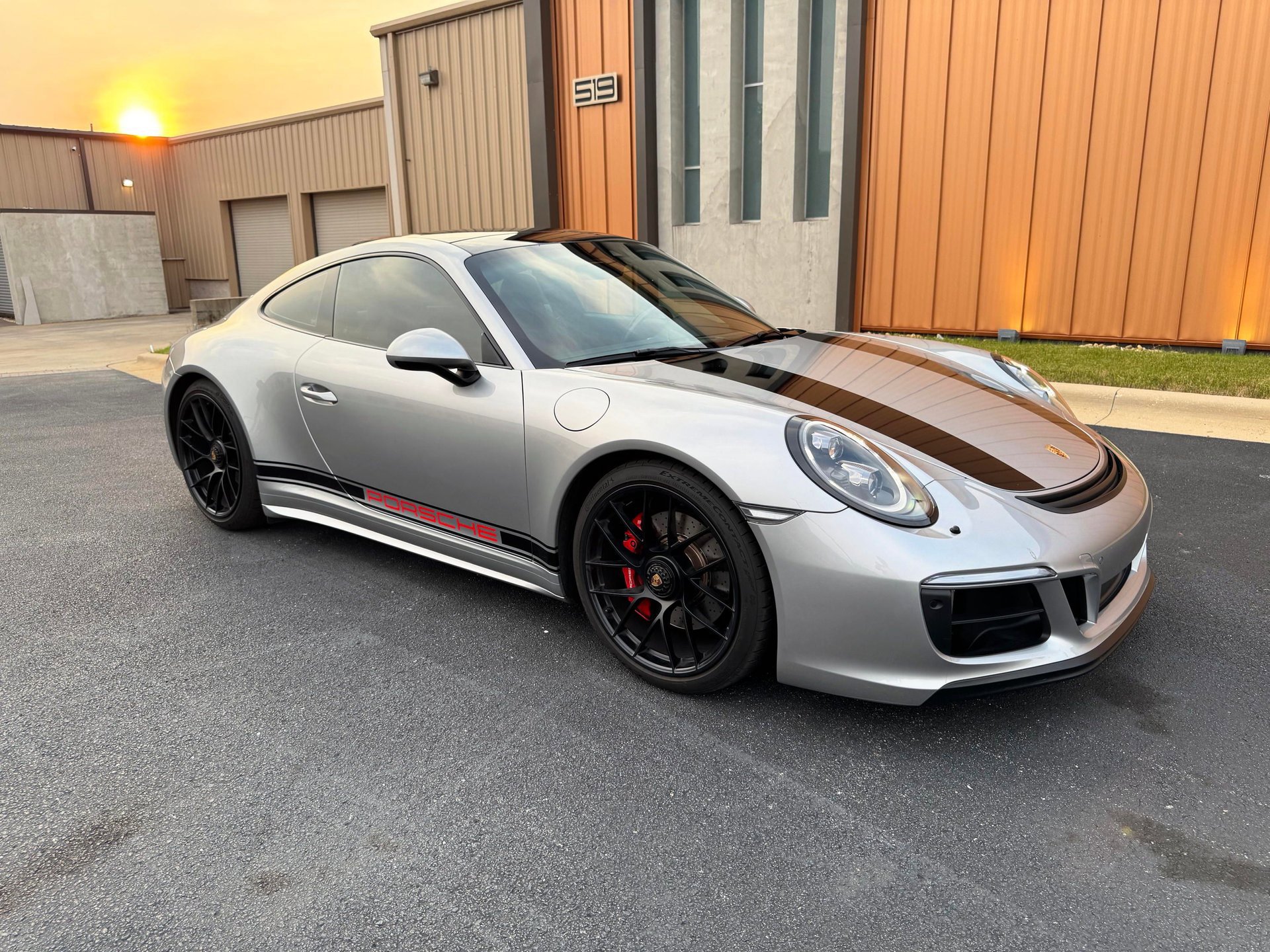 Used 2018 Porsche 911 GT3 RS image 2