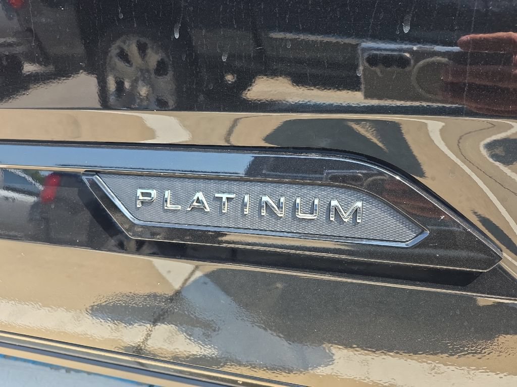 Used 2023 Toyota Sequoia Platinum AWD/4WD image 14