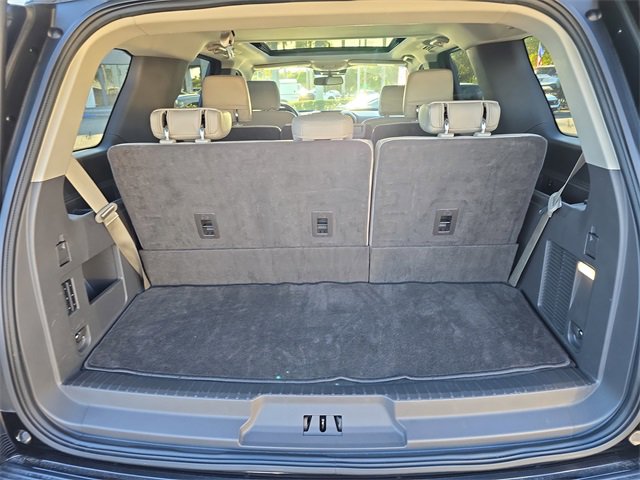 Used 2020 Ford Expedition XLT w/ Equipment Group 202A image 8