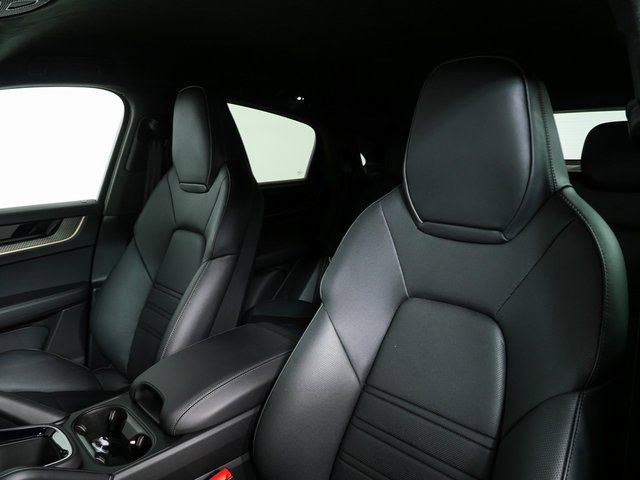 Certified 2024 Porsche Cayenne Turbo GT AWD/4WD image 5