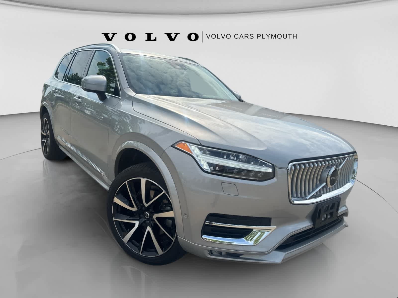 Used 2023 Volvo XC90 B6 Plus w/ Protection Package Premier AWD/4WD image 2