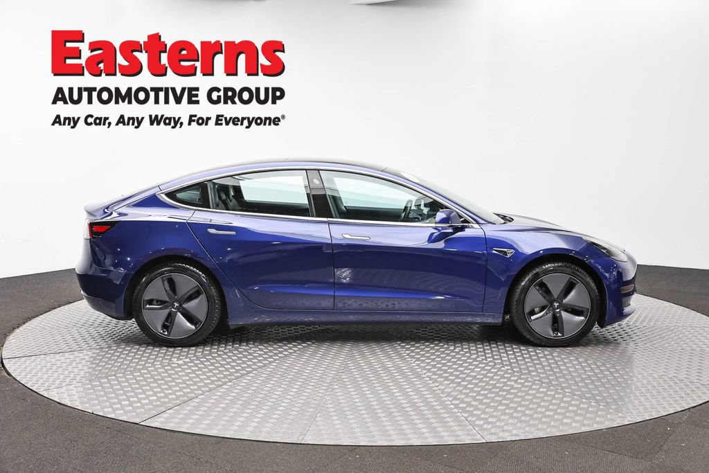 Used 2018 Tesla Model 3 Mid Range RWD image 4