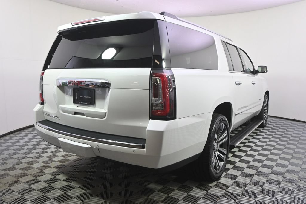 Used 2019 GMC Yukon XL Denali w/ Denali Ultimate Package AWD/4WD image 6