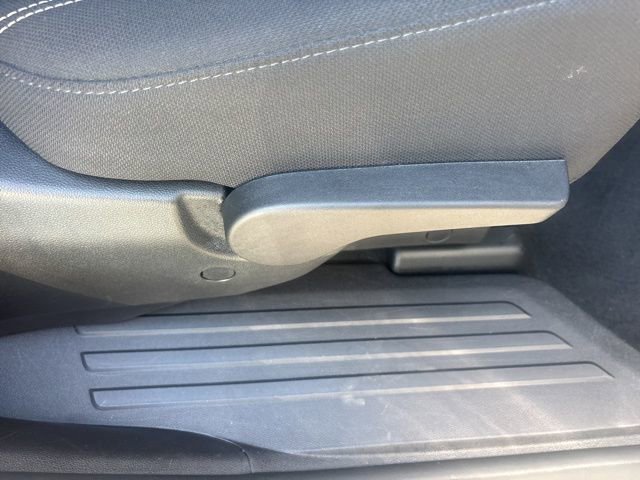 Used 2025 GMC Acadia Elevation FWD image 17