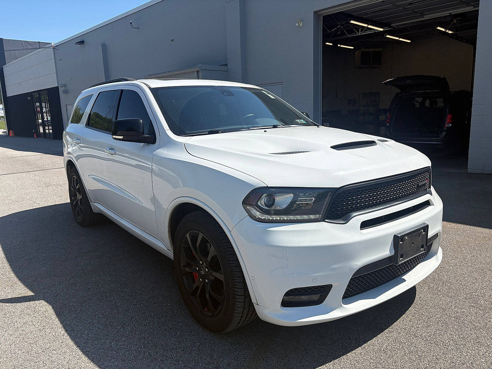 Used 2019 Dodge Durango R/T w/ Blacktop Package AWD/4WD image 3