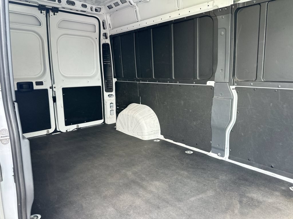 Used 2025 RAM ProMaster 2500 w/ Convenience Group FWD image 25