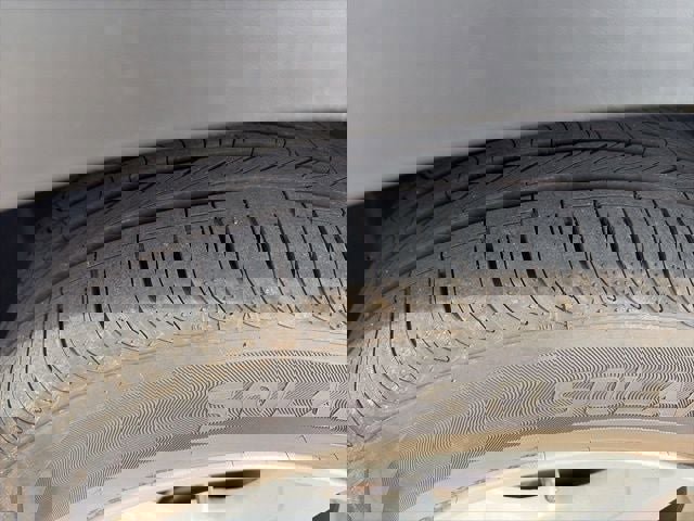 Used 2016 Ford Explorer XLT image 25