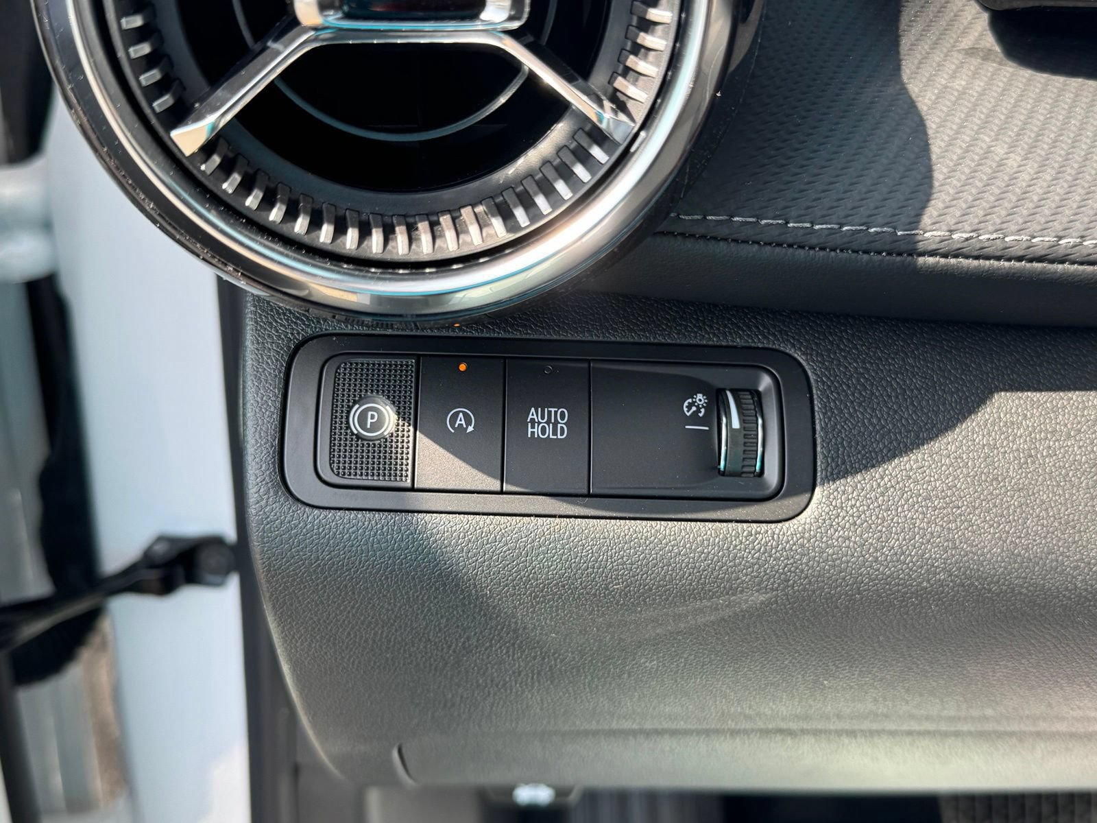 New 2027 Chevrolet Equinox LT FWD image 15
