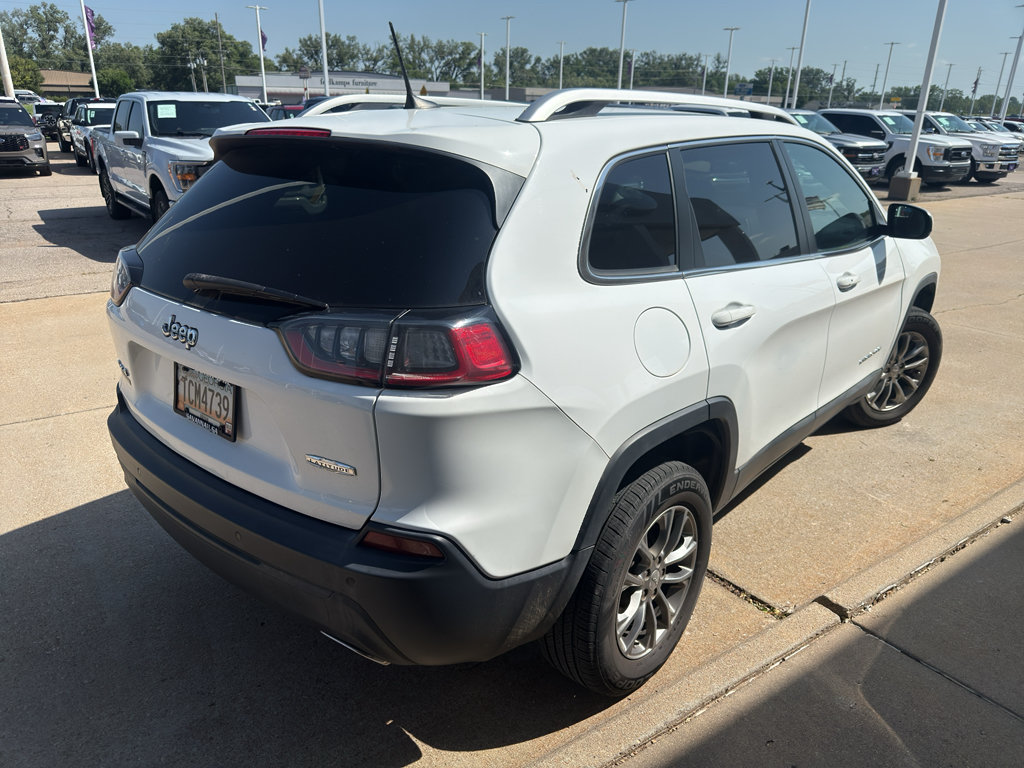 Used 2019 Jeep Cherokee Latitude Plus w/ Comfort/Convenience Group AWD/4WD image 9