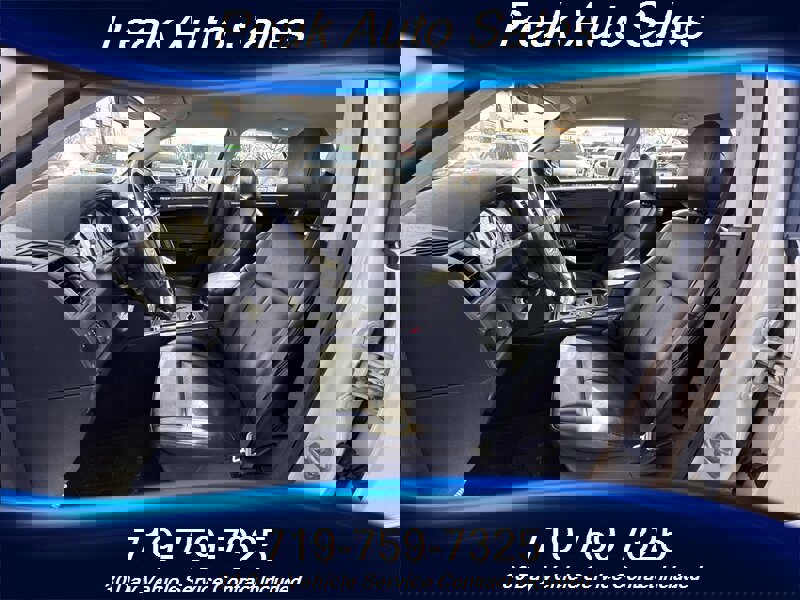 Used 2010 Chrysler 300 Touring image 13