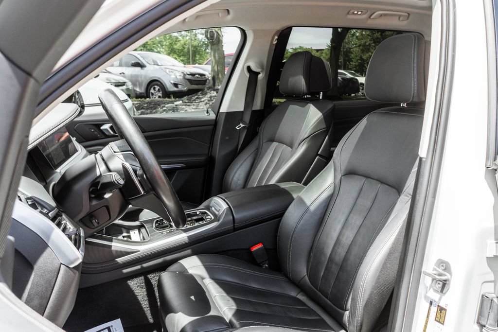 Used 2022 BMW X7 xDrive40i w/ Executive Package AWD/4WD image 6