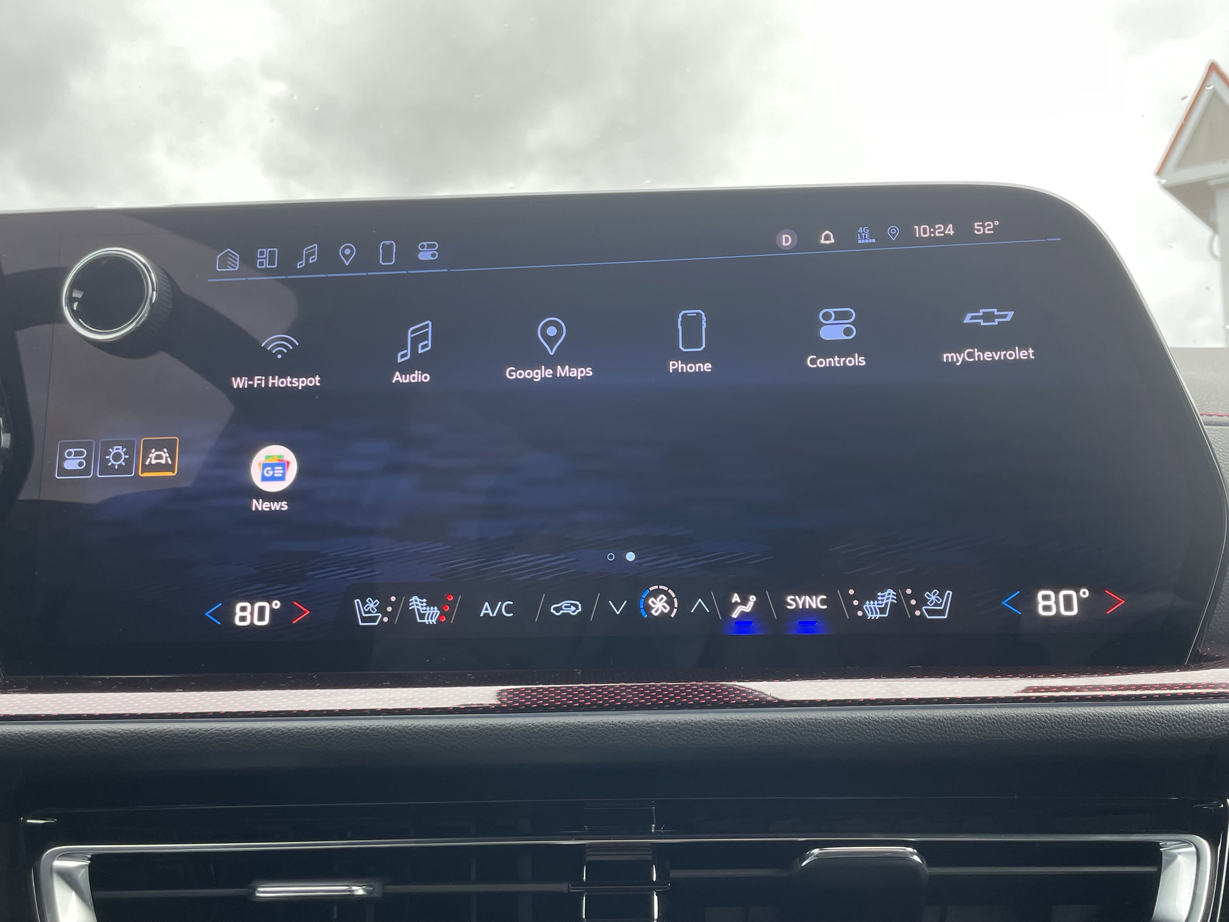 Used 2024 Chevrolet Traverse RS w/ LPO, Floor Liner Package image 25