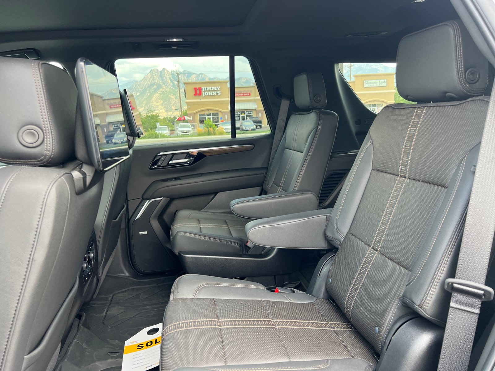 New 2026 Chevrolet Tahoe High Country AWD/4WD image 25