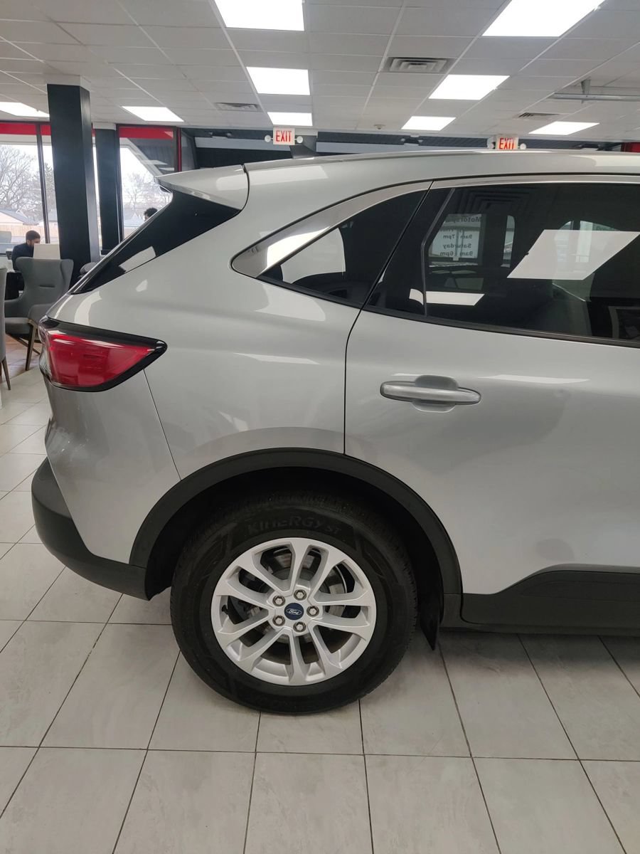 Used 2021 Ford Escape SE AWD/4WD image 5