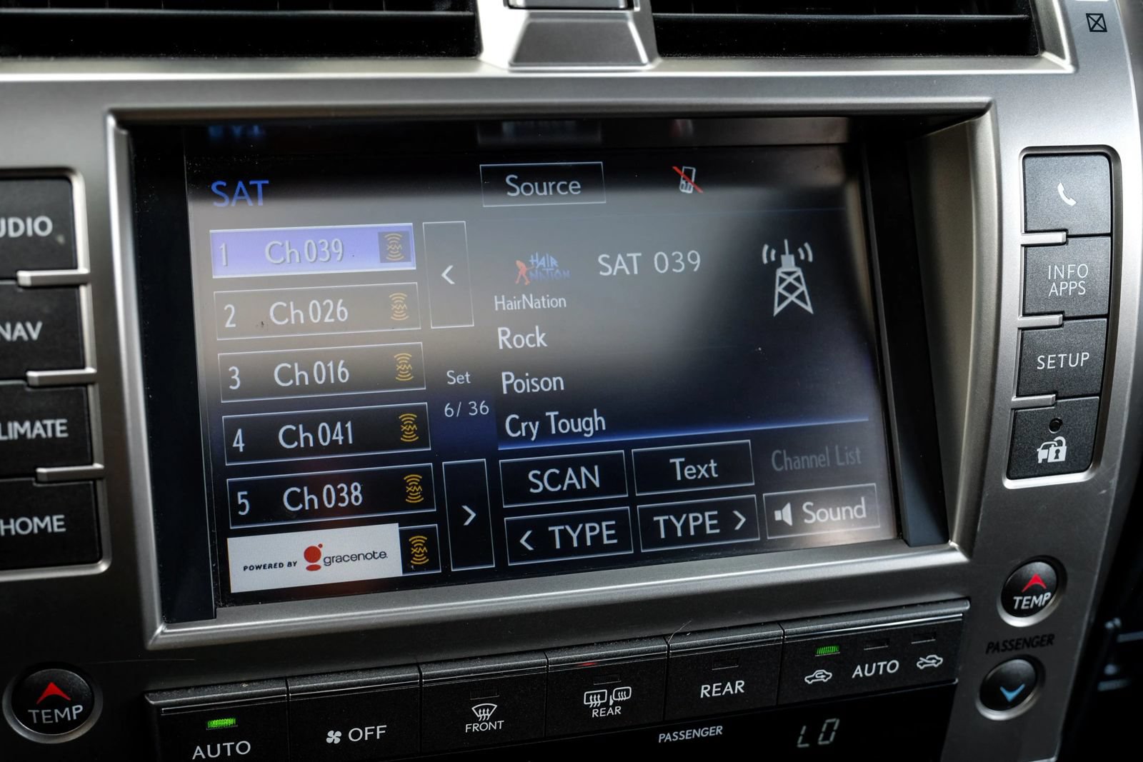 Used 2021 Lexus GX 460 Premium w/ Premium Package AWD/4WD image 36