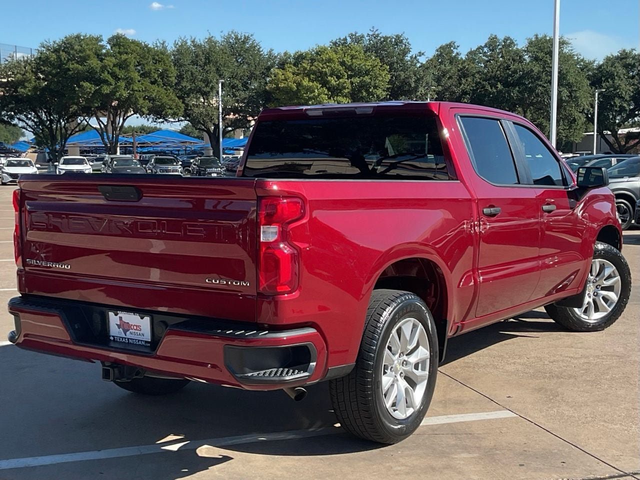 Used 2020 Chevrolet Silverado 1500 Custom w/ Custom Value Package RWD image 4