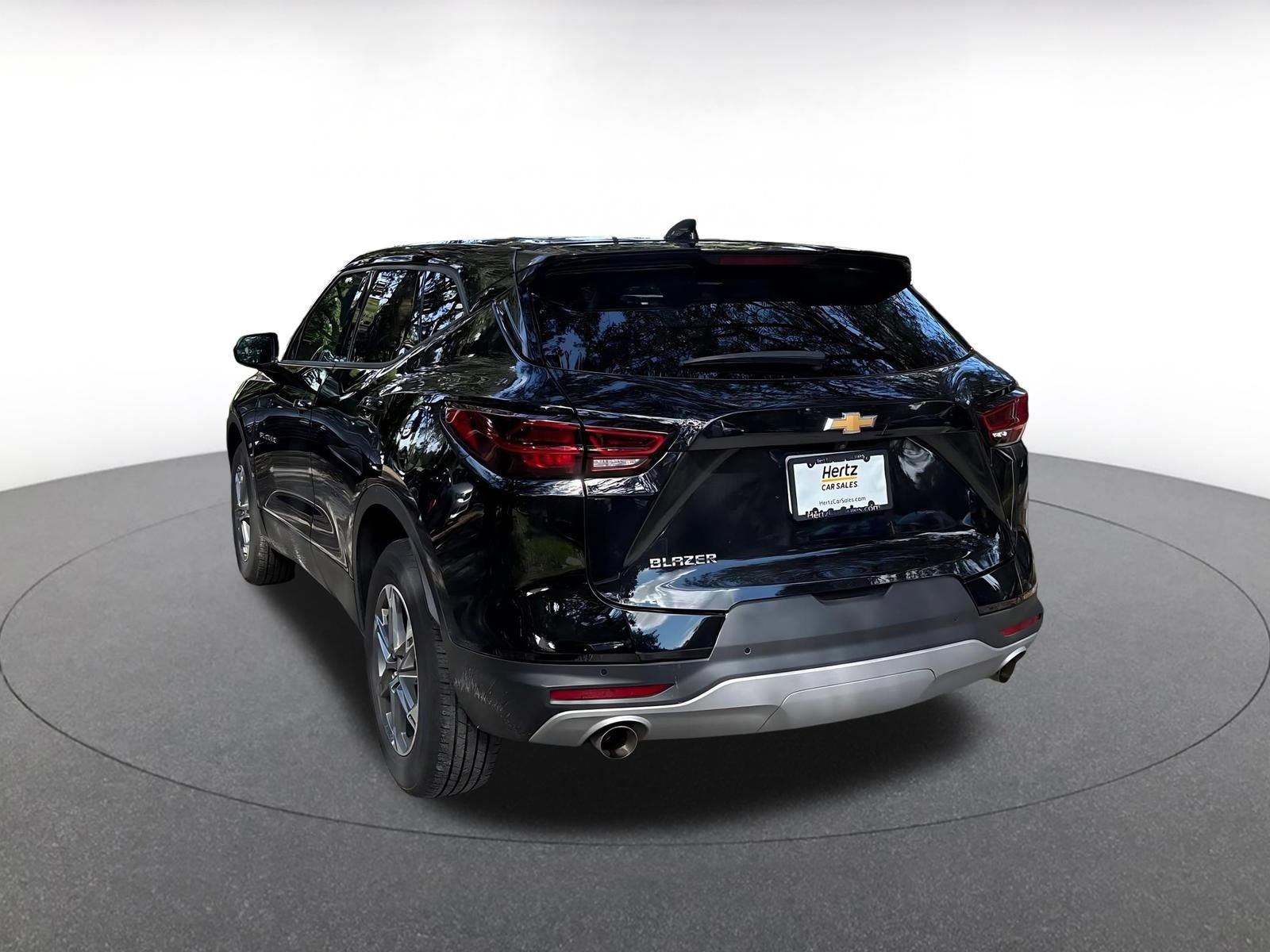 Used 2026 Chevrolet Blazer LT FWD image 8