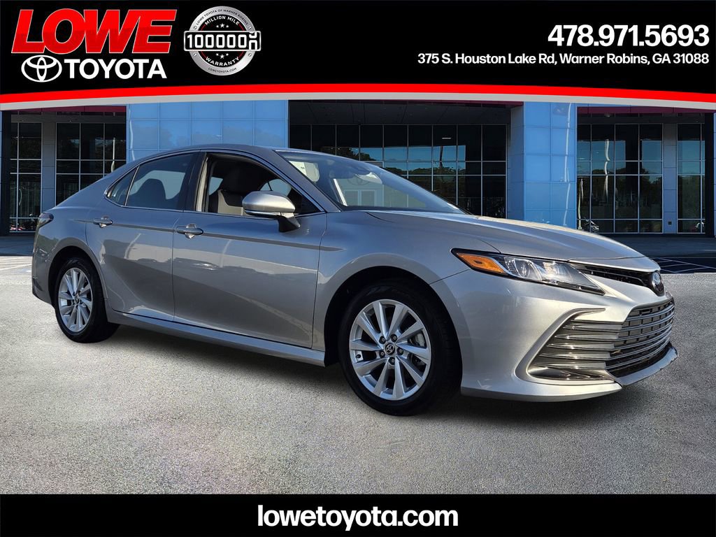 Used 2024 Toyota Camry LE FWD image 1