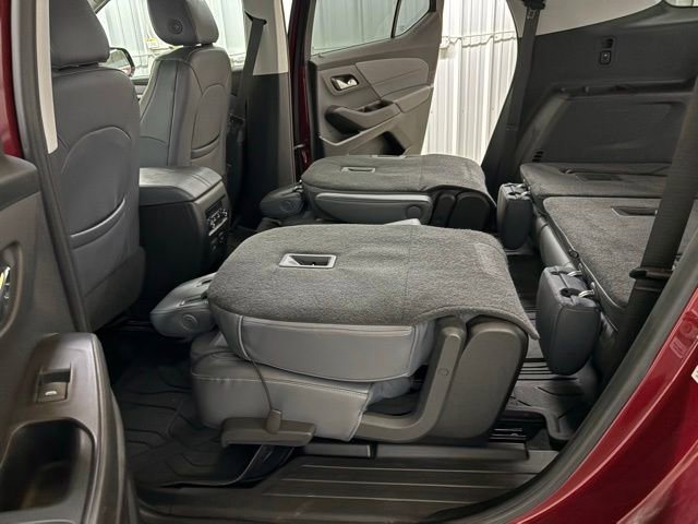 Used 2018 Chevrolet Traverse LT w/ LPO, Floor Liner Package AWD/4WD image 17