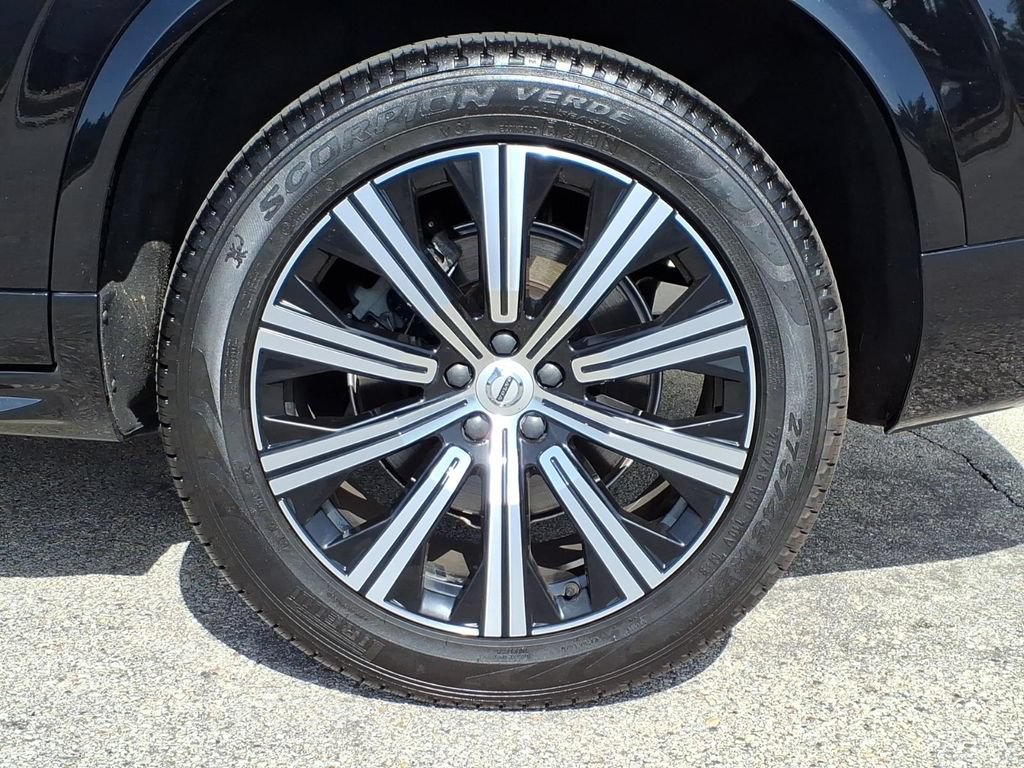 Certified 2023 Volvo XC90 B6 Core w/ Protection Package Premier AWD/4WD image 6