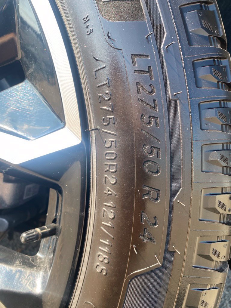 Used 2025 GMC Sierra EV Denali AWD/4WD image 43