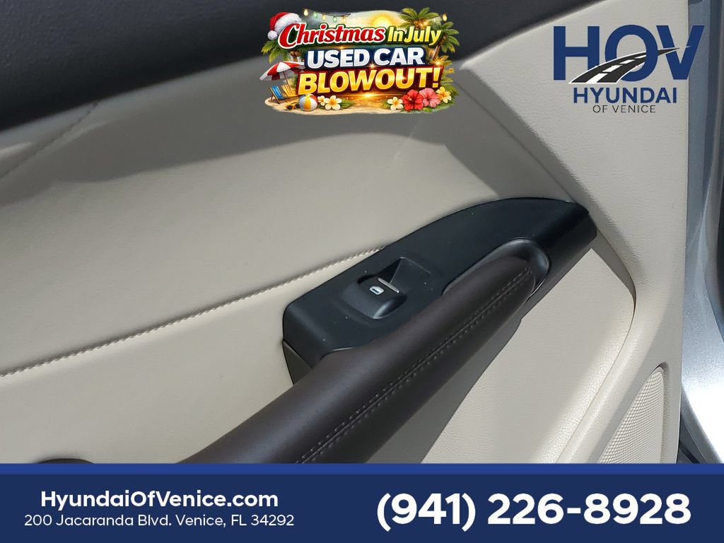 Used 2017 Lincoln MKC Reserve w/ Lincoln MKC Climate Package AWD/4WD image 18