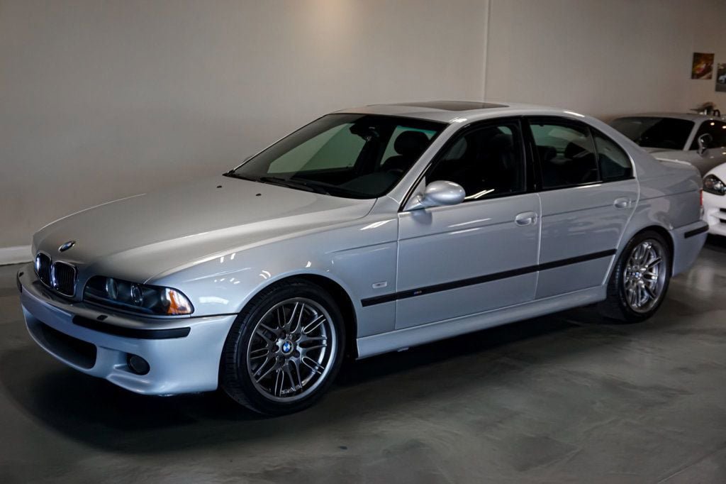 Used 2002 BMW M5 RWD image 5